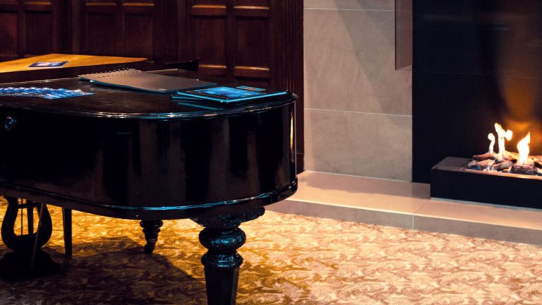 Hotel Aazaert Pianobar | Hotel Aazaert